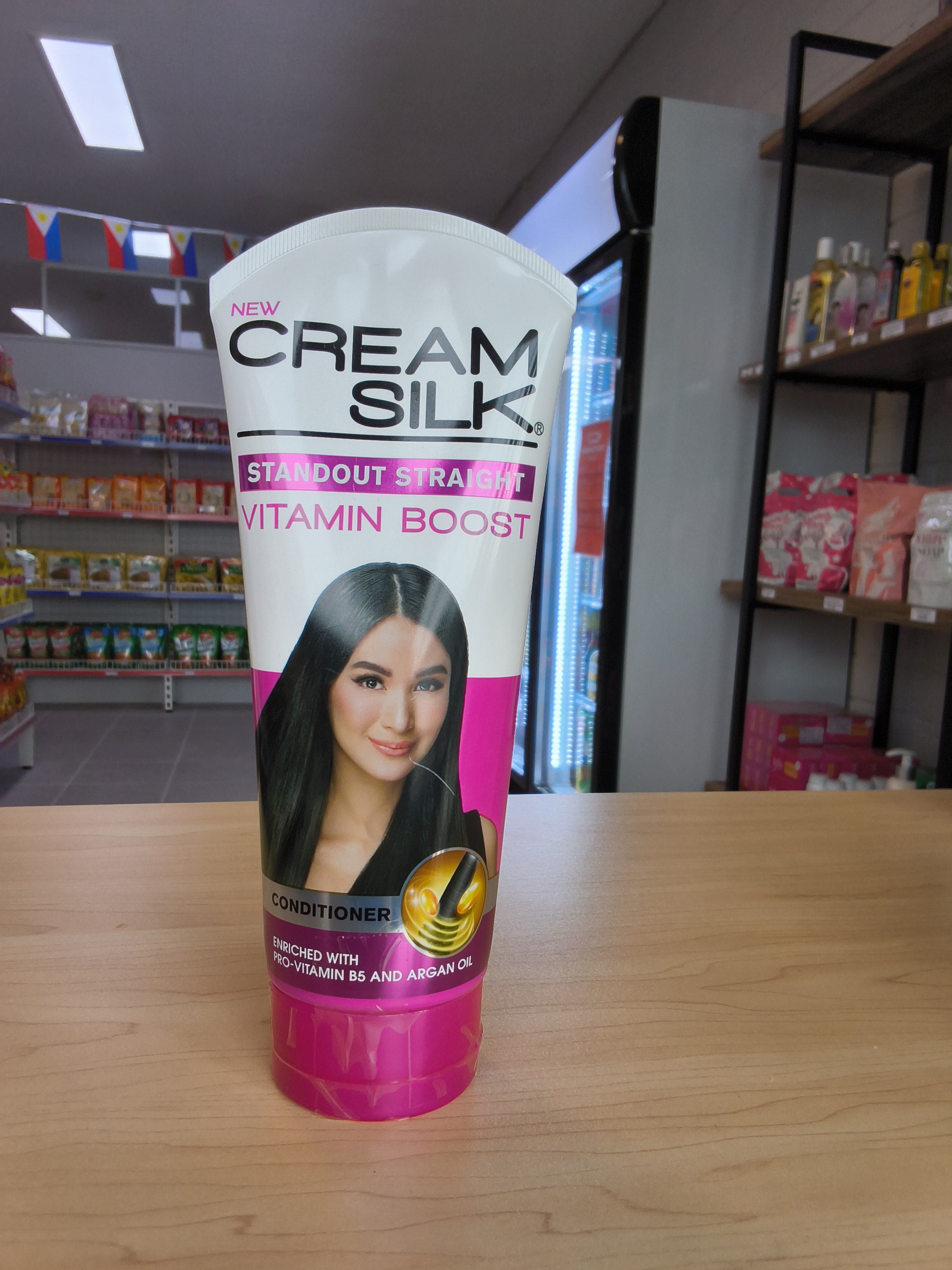 Creamsilk  stand-up straight vitamin boost 350ml