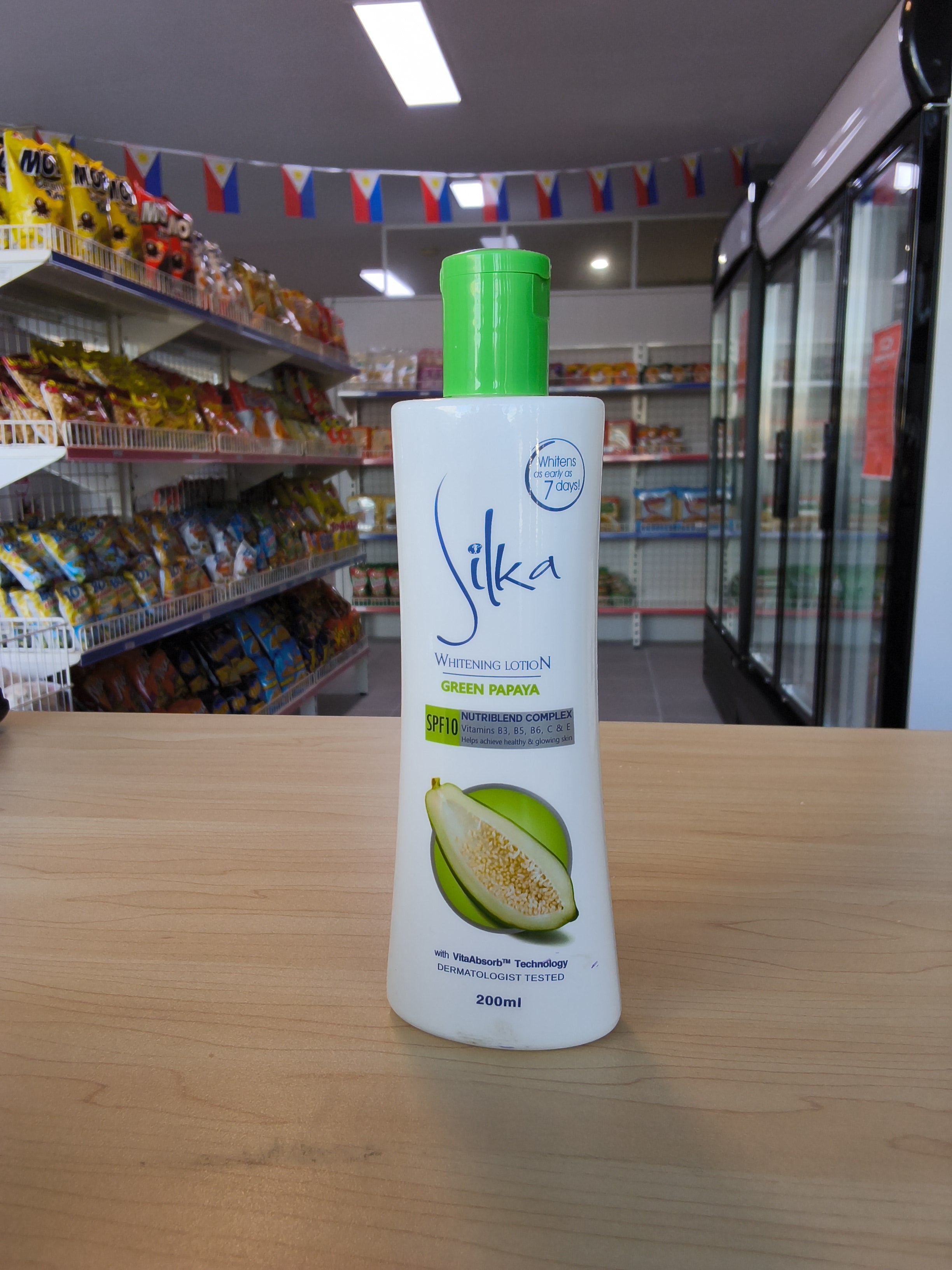 Silka whitening lotion green papaya SPF10 200ml